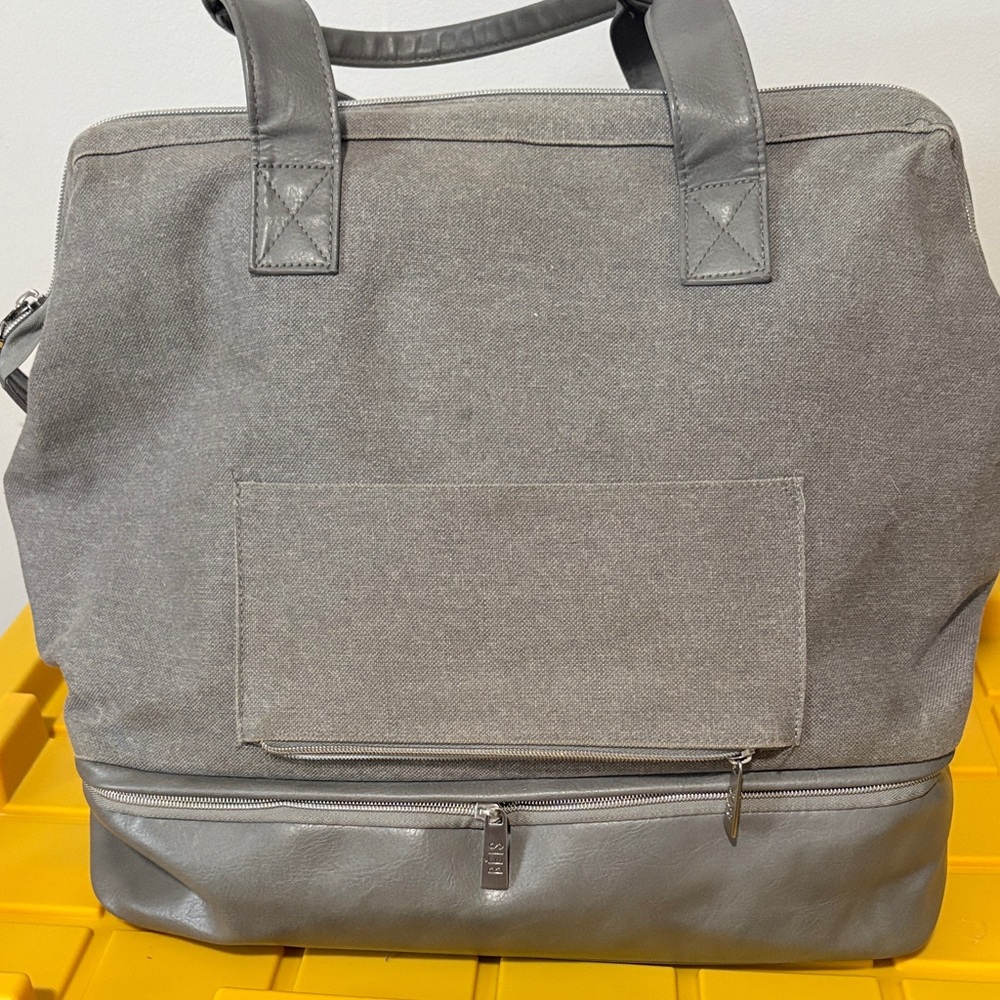 Beis Mini Weekender - image 3